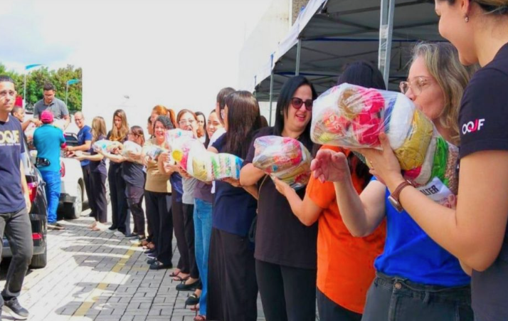 capaIgreja arrecada mais de 50 toneladas para famílias vulneráveis: ‘Nos unimos’